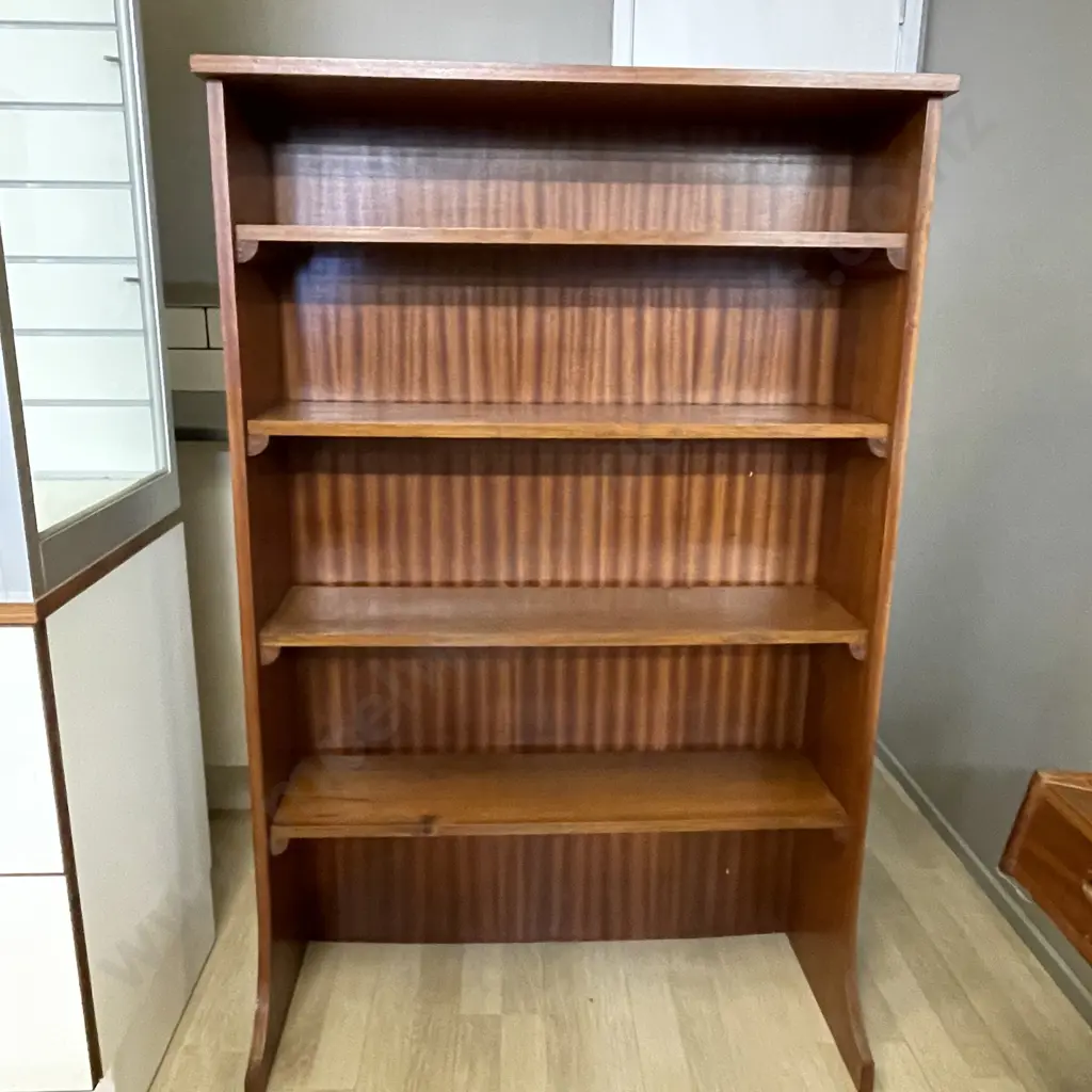 Vintage Mahogany 4 tier Shelving Unit. H141cm W93cm D38cm Image 1++