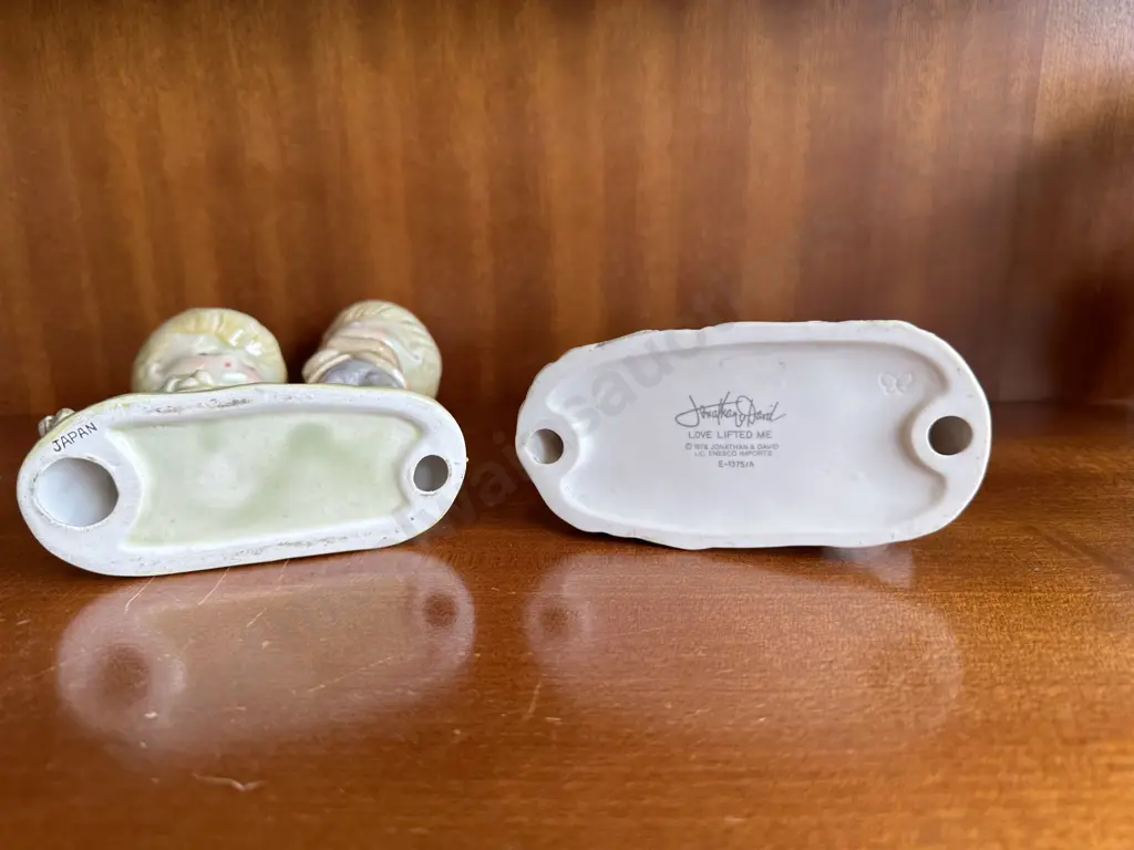 Vintage Jonathon & David 'Love Lifted Me' Fiqurine With Retro Boy And Girl Fiqurine Image 1++