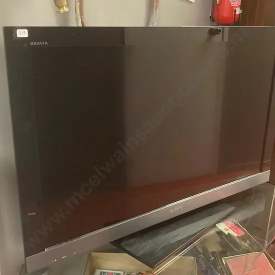 Sony Bravia 40" TV Model KDL-40EX500 (No Remote Control)