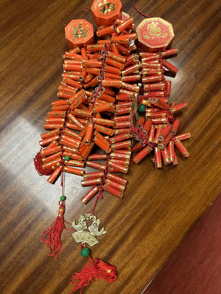 Chinese Celebration Cracker Strands x 4 Image 1++