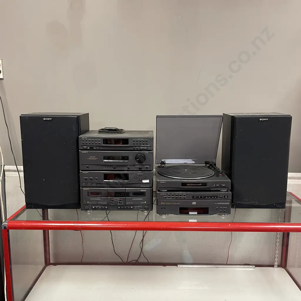 Sony LBT-A30 Stereo System with Turntable & 5 Disc CD Player Image 1++