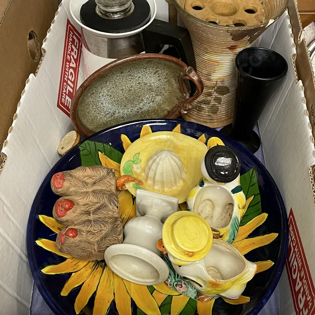 Box lot of Assorted items Image 1++