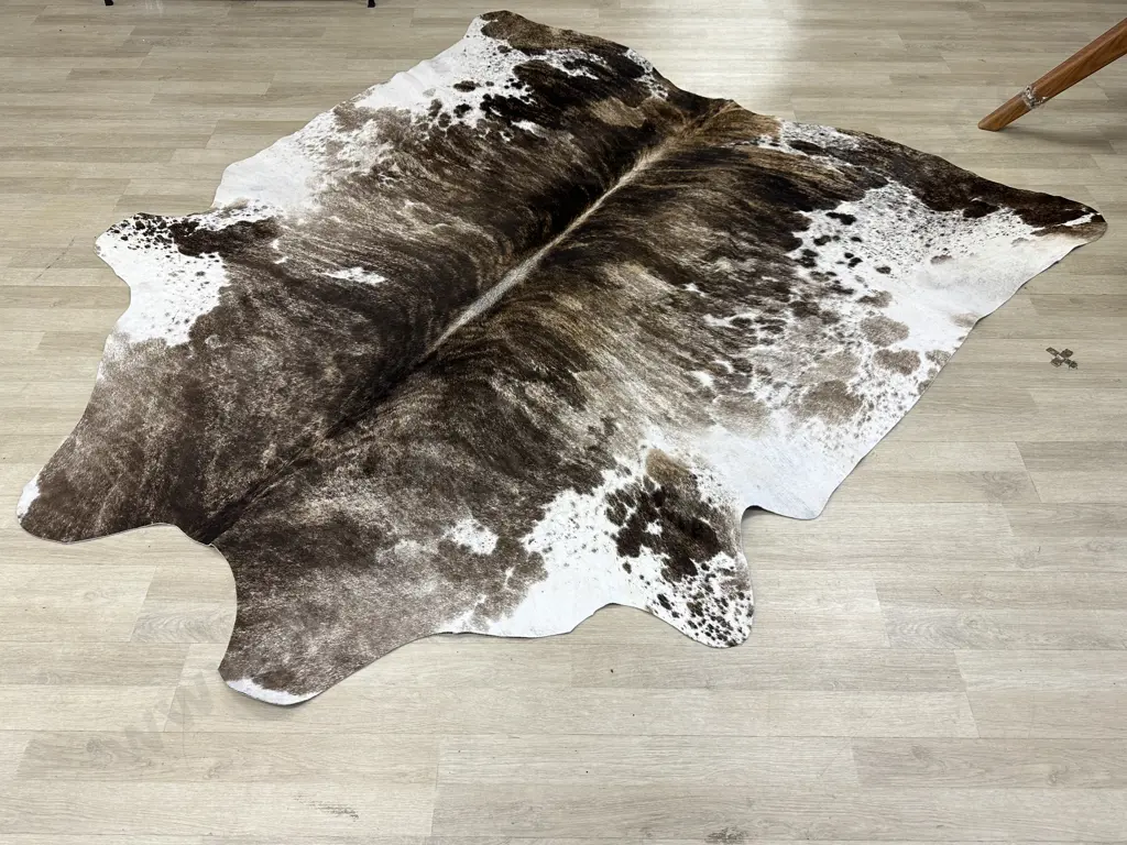 Hide Floor Rug, 2.2 x 2m, Brown / Cream Tones Image 1++