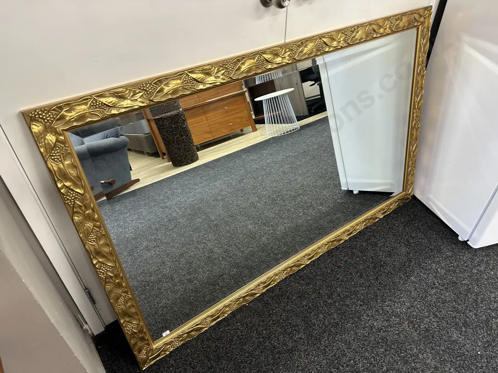 Stunning Gilt Leaf Detailed Bevelled Edge Mirror  Image 1++