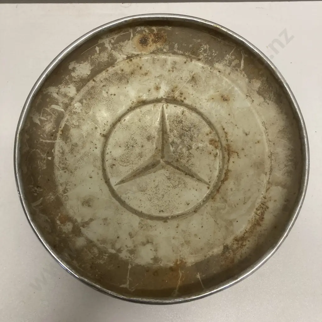 Vintage Mercedes Benz Dog Dish Hub Cap Image 1++