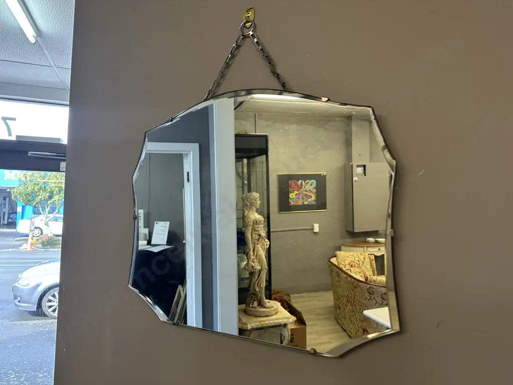 Retro Mirror Bevelled Edge, Curved Top Image 1++