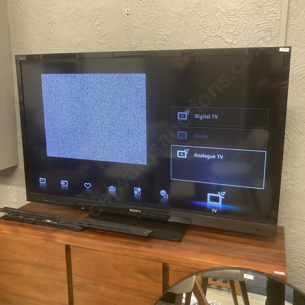 55" Sony LCD TV With Remote Control, Model 55EX720 (Comes With Wall Mount As Well) Image 1++
