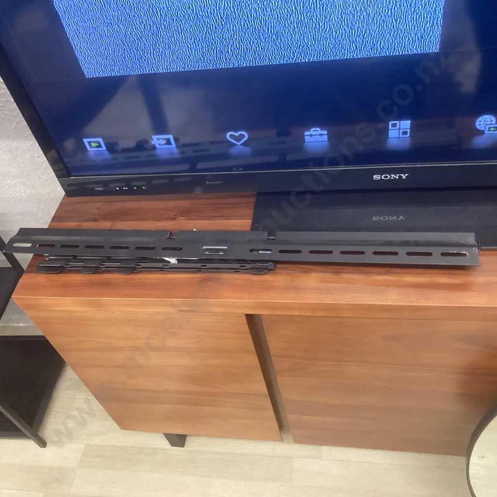 55" Sony LCD TV With Remote Control, Model 55EX720 (Comes With Wall Mount As Well) Image 1++