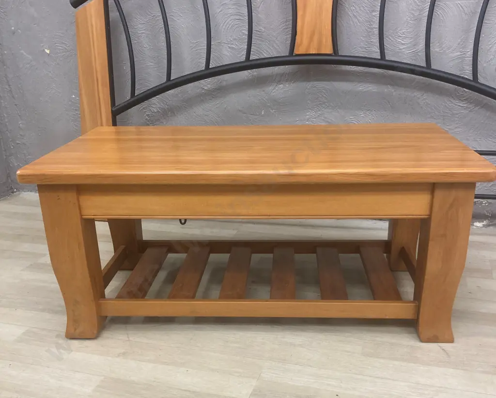 Living Style Furniture Solid Rimu Coffee Table, Curved Legs, Magazine Shelf At Base, H42 W100 D54cm Image 1++