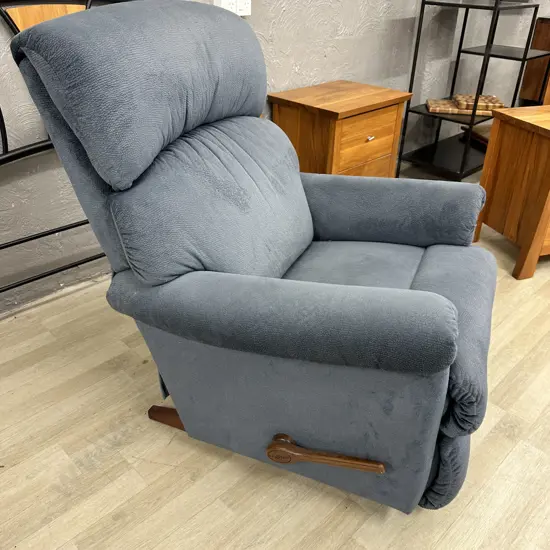 Pale Blue La-Z-Boy Recliner - Ladies Size