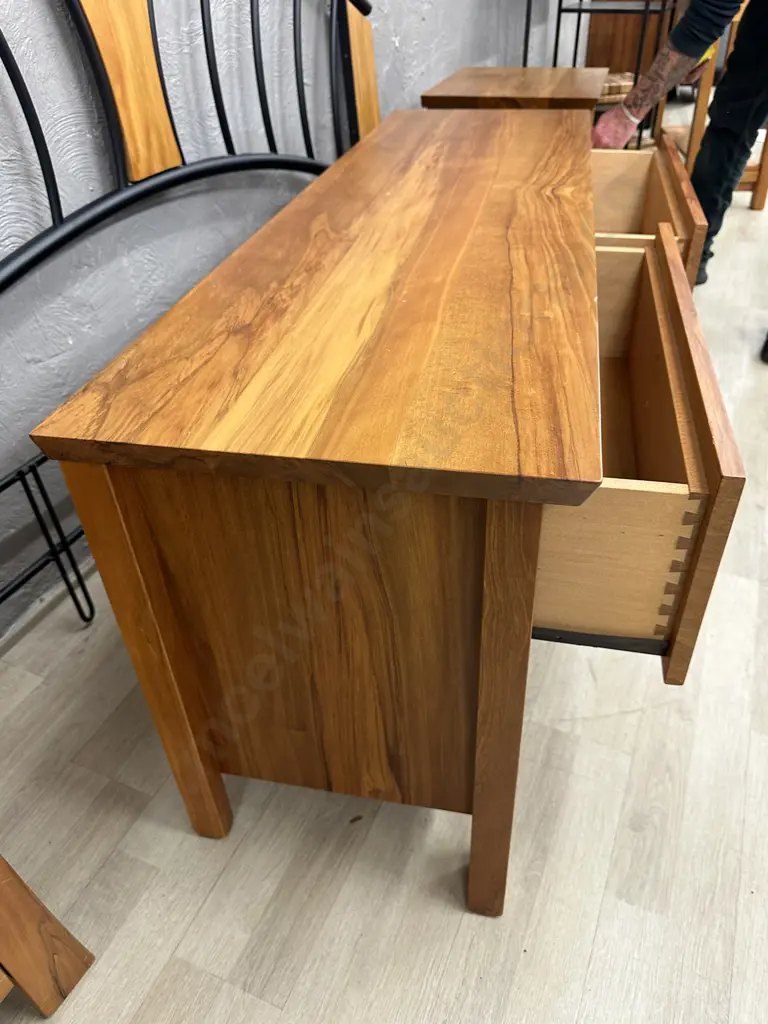 Living Style Furniture Rimu 4 Drawer Lowboy, H60 W140 D42cm Image 1++