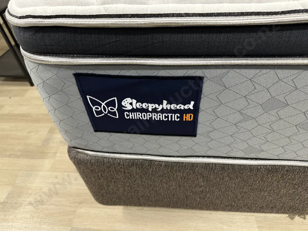Queensize Bed - Sleepyhead Chiropractic HD Tolaga Mattress & Base (Stained) Image 1++