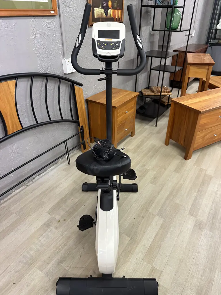 Fuel Fitness Exercycle (Power Supply Needs Repair or Replacement) Image 1++