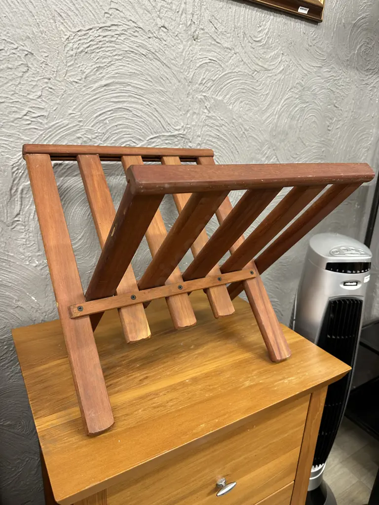Wooden Slat Magazine Rack Image 1++