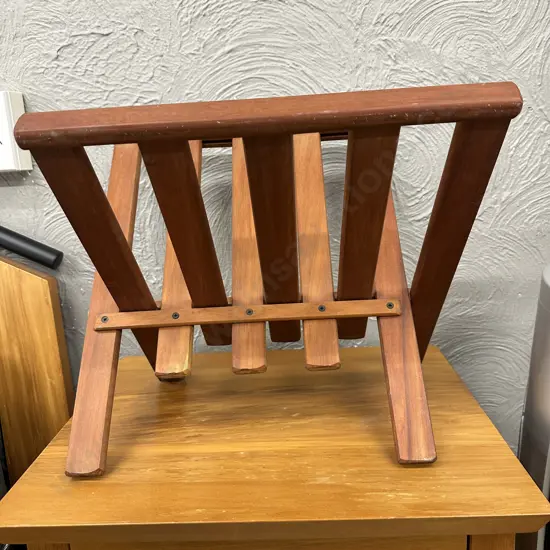 Wooden Slat Magazine Rack