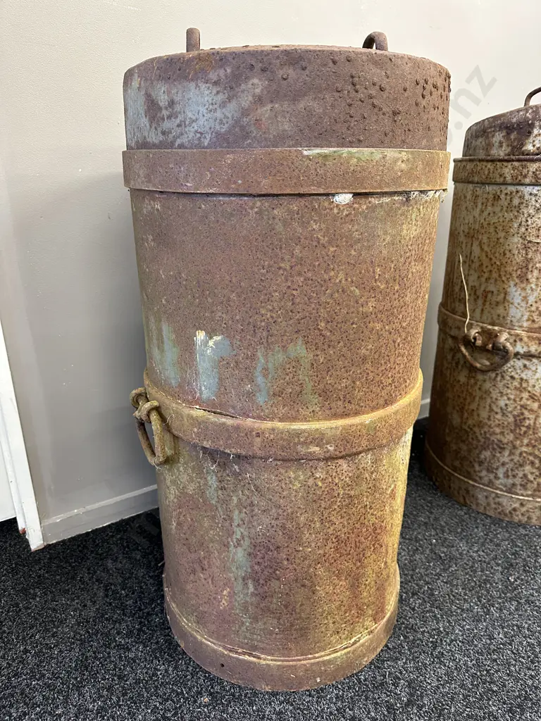 Large Vintage Lidded Double Handled Milk Can, H79cm (As Found Condition As Per Photos) Image 1++