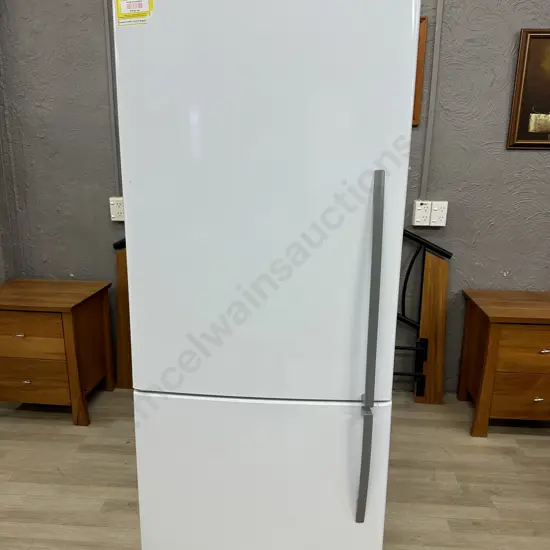 Fisher & Paykel ActiveSmart 442 Litre Fridge Freezer - Model E442BLE4, #EPG799653