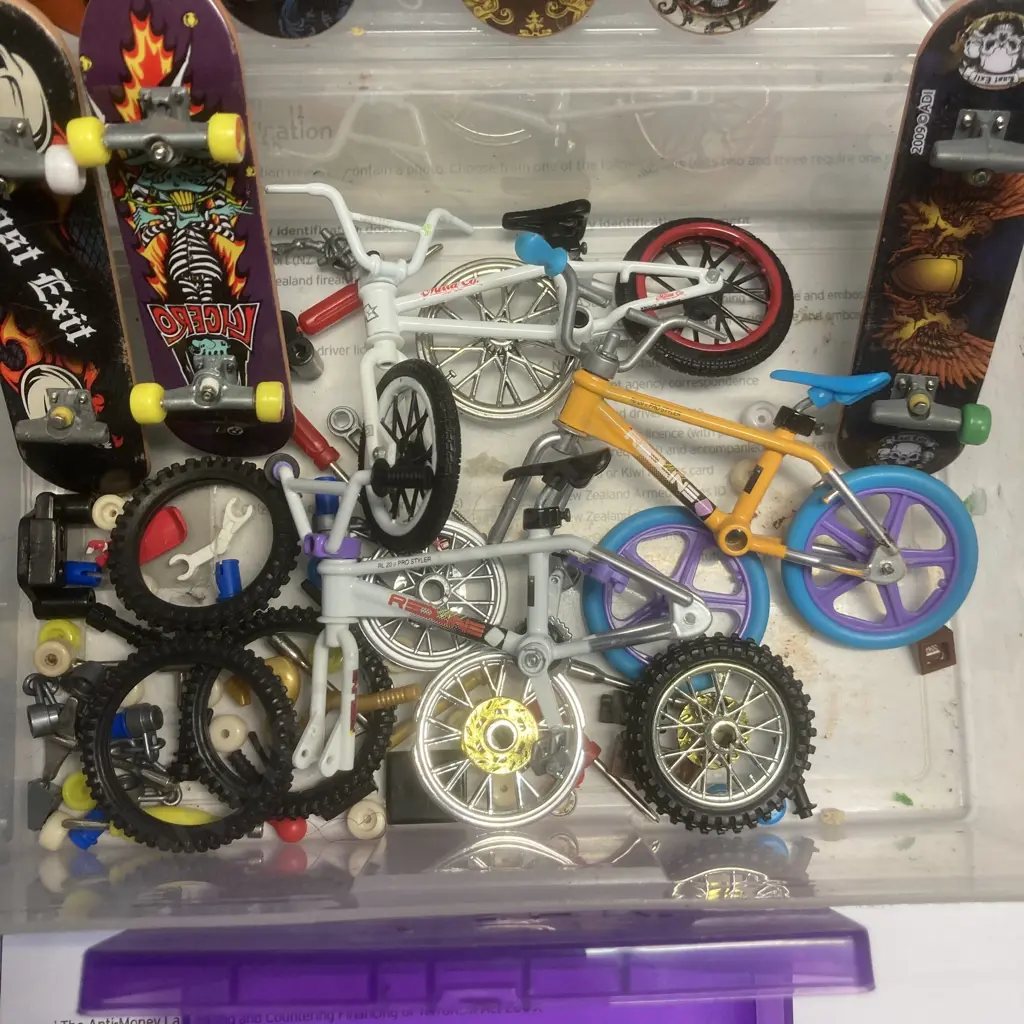 Tech Deck - Assorted Skateboards, BMX Bikes & Parts Image 1++