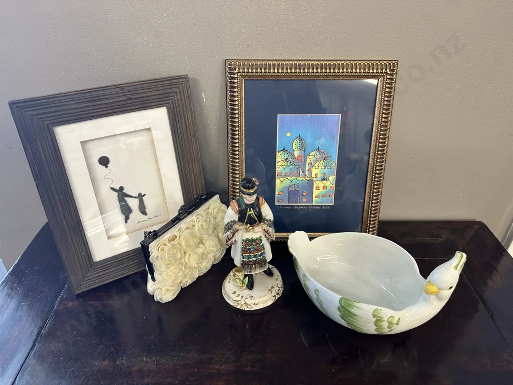 Italian Items, Artwork Etc Image 1++