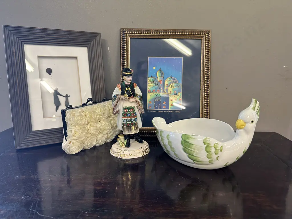 Italian Items, Artwork Etc Image 1++