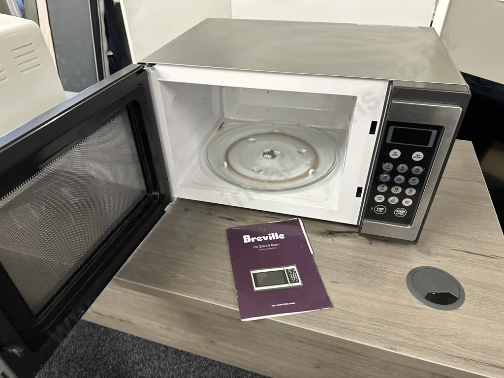Breville Microwave Oven - Model BM0300 Image 1++
