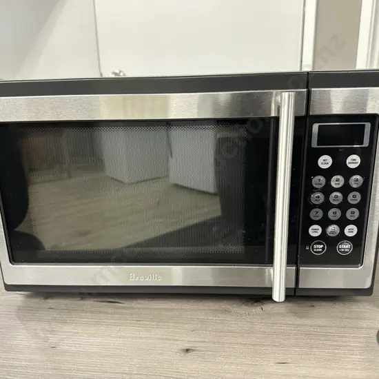 Breville Microwave Oven - Model BM0300