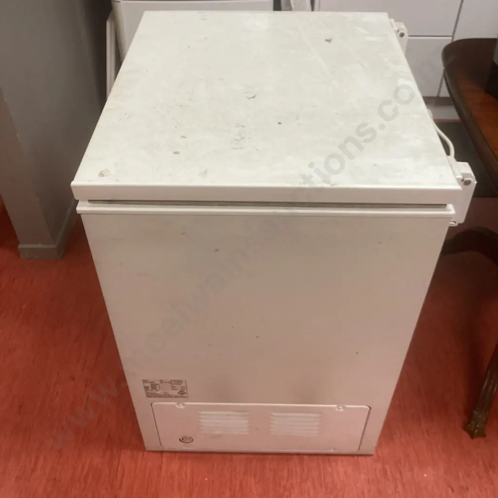 Chest Freezer - Westinghouse 210Litre, #71890288 Image 1++