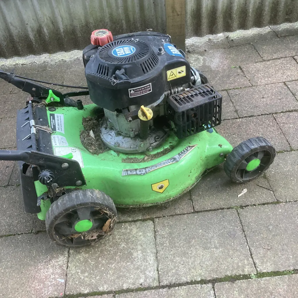 Lawnmower - EaziMow Series 2, 123cc With Catcher Image 1++