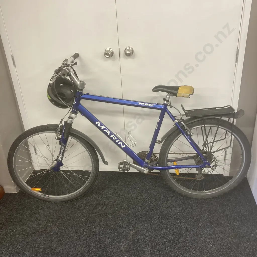 Blue Marin 18.5" Bike Image 1++