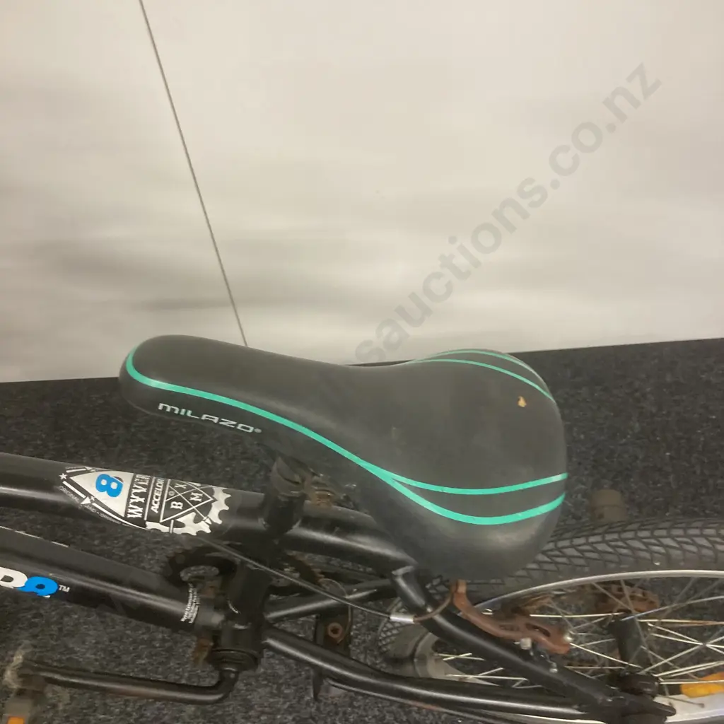 Black Accelor BMX Image 1++