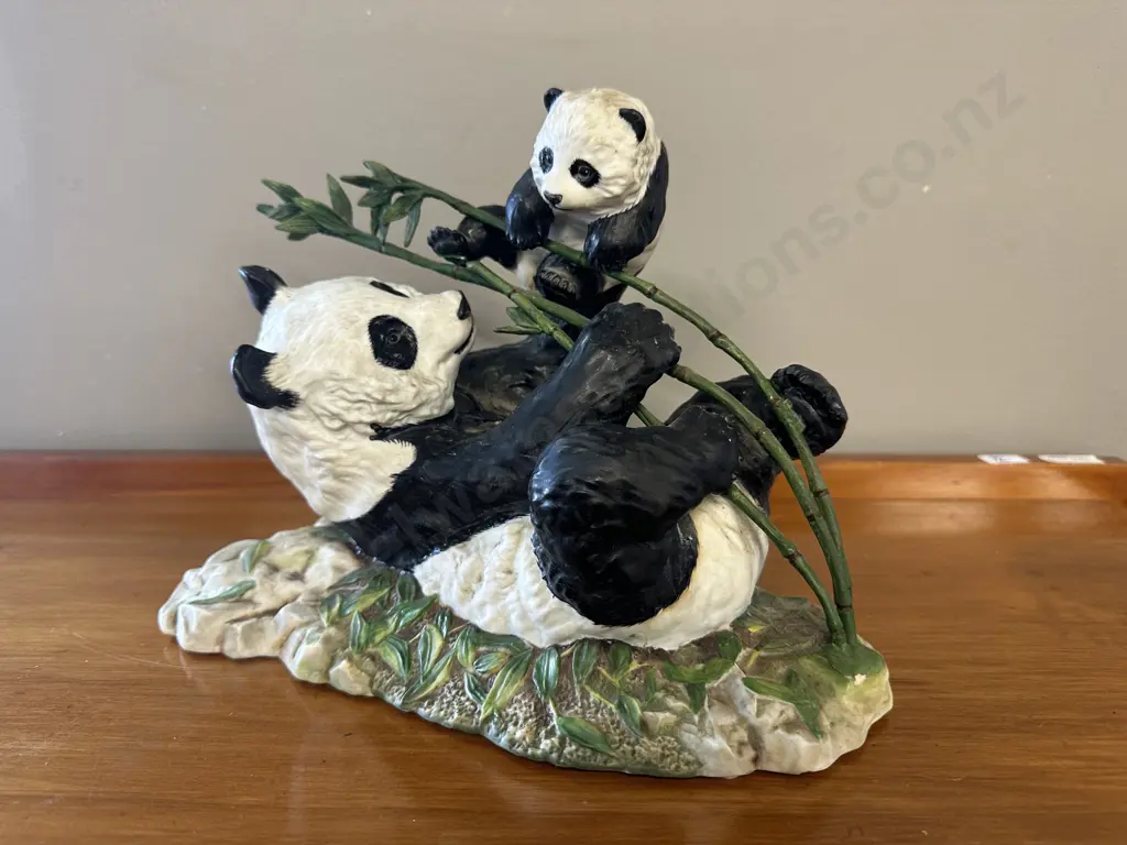 Franklin Mint Pride And Joy Figurine 1988 by DJ Shinn Panda & Baby Image 1++
