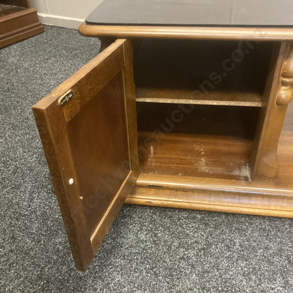 Mahogany Occasional Table With Tinted Glass Top, 4 Doors, Mobile, H47 W140 D59cm Image 1++