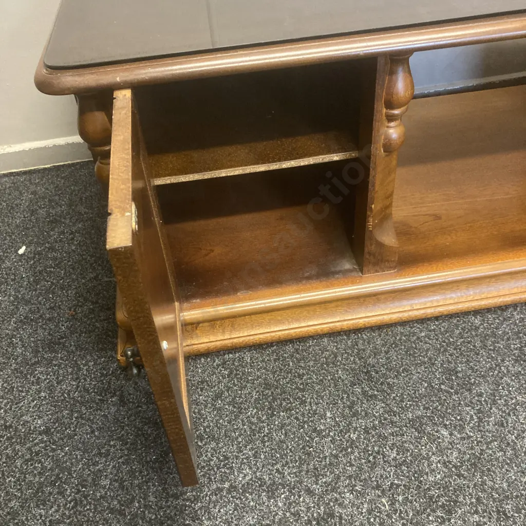Mahogany Occasional Table With Tinted Glass Top, 4 Doors, Mobile, H47 W140 D59cm Image 1++