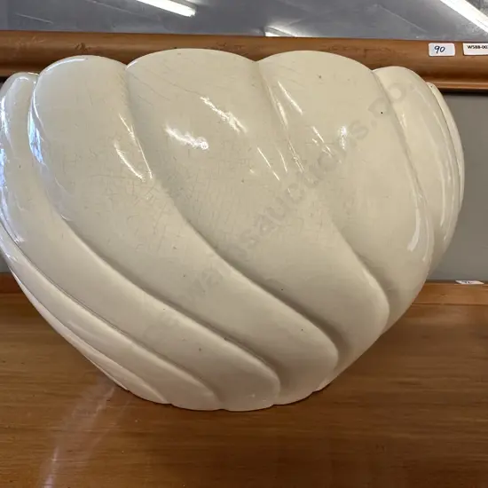 Round Cream Planter 17 x 25cm