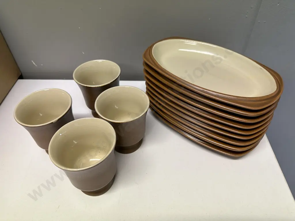 Oval Pottery Entree Plates x9 & 4 Footed Pottery Goblets Image 1++