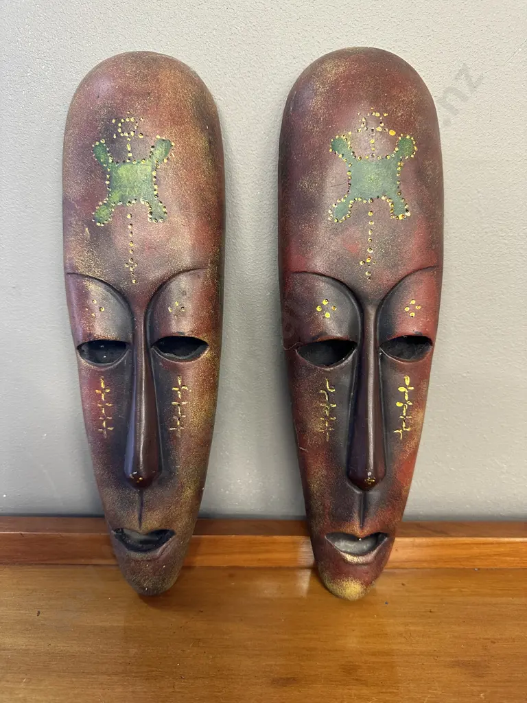 Pair of Decorative Wooden Wall Mask Hangings H31cm Image 1++