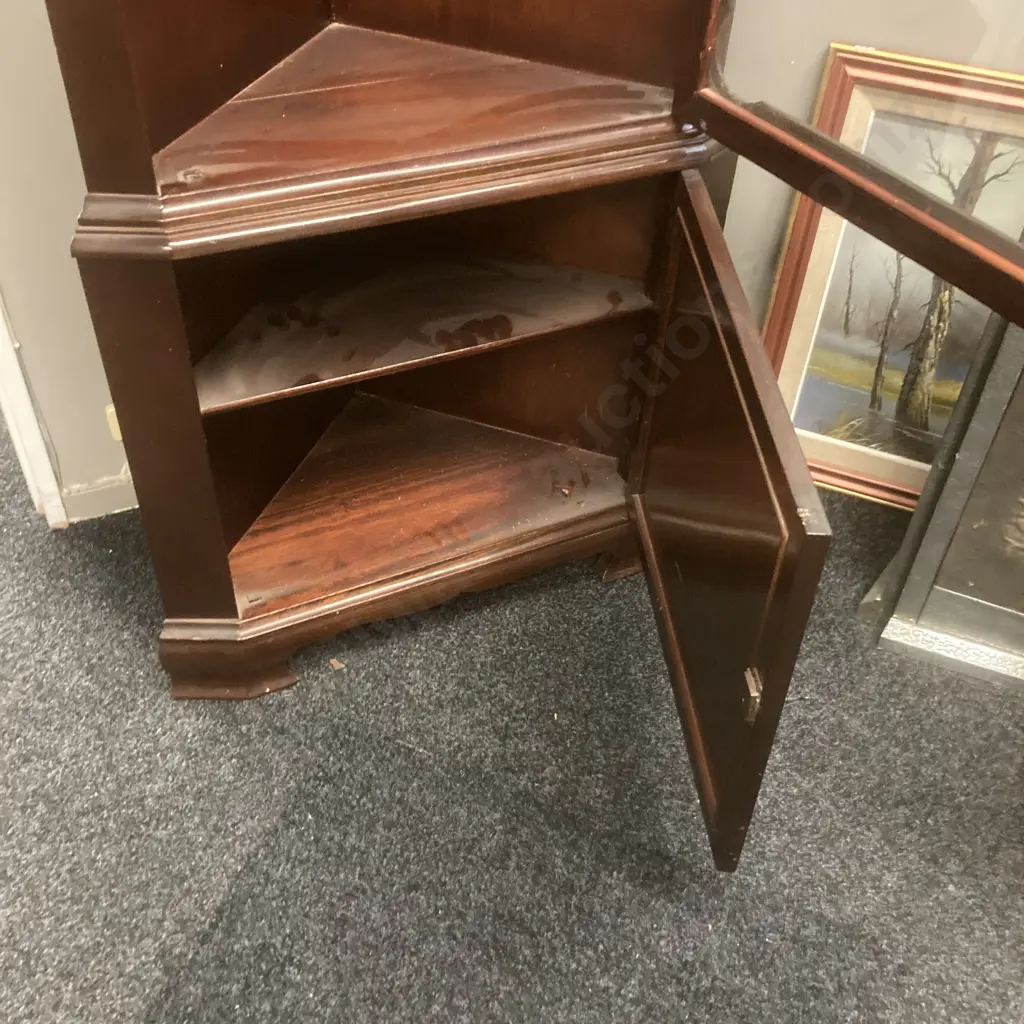 Mahogany Corner China Display Cabinet, 3 x Adjustable Glass Shelves, Light In Top, Door At Base, With Keys, Image 1++
