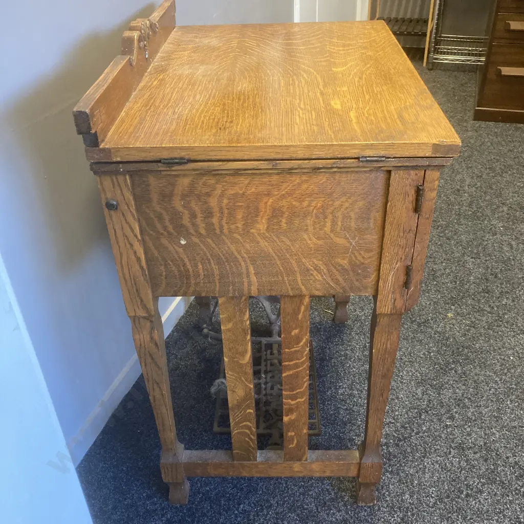 Early 1900s "The Free" Cabinet Model Treadle Sewing Machine - Free Sewing Machine Co. Rockford. Ill. USA, Ser #C284979. Image 1++