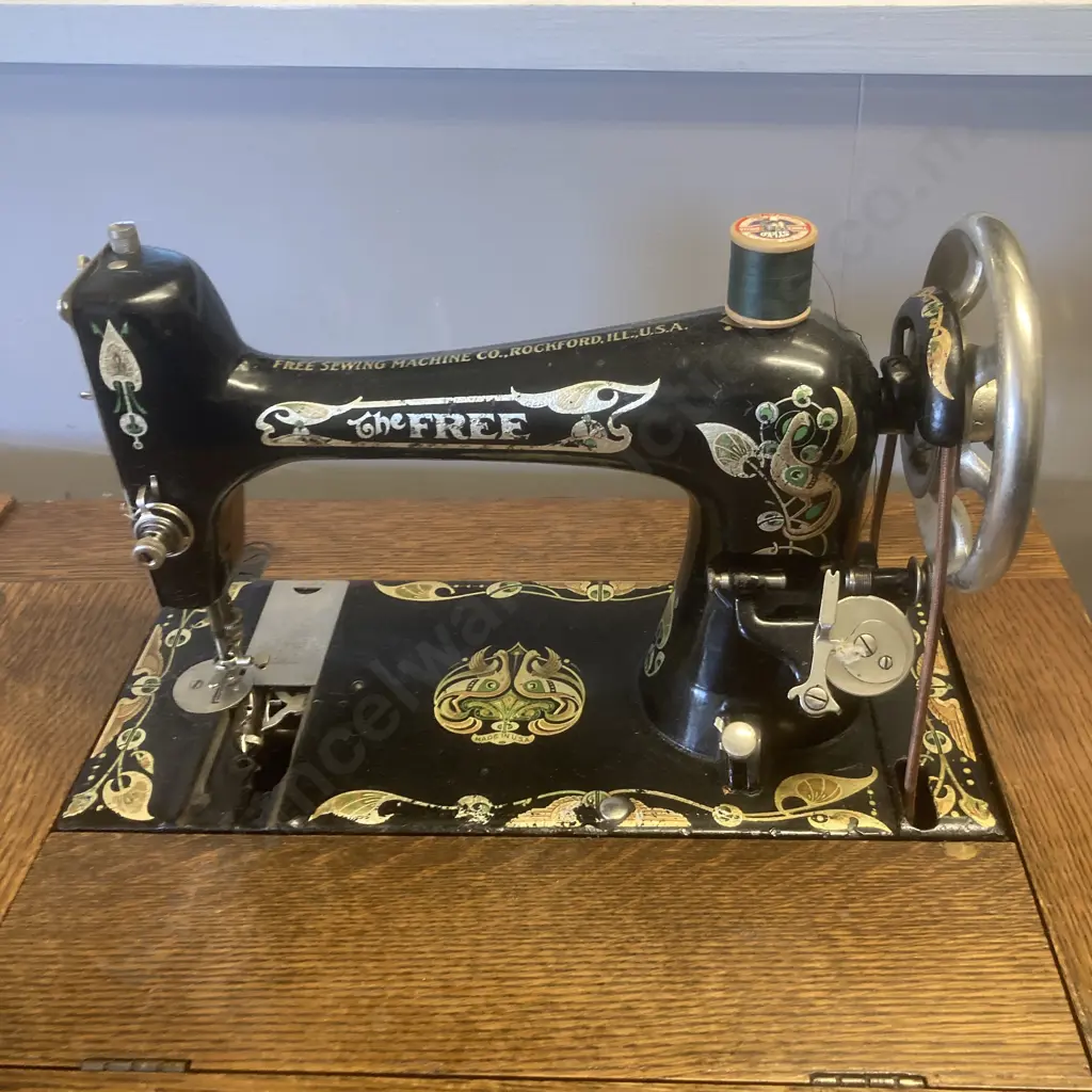 Early 1900s "The Free" Cabinet Model Treadle Sewing Machine - Free Sewing Machine Co. Rockford. Ill. USA, Ser #C284979. Image 1++