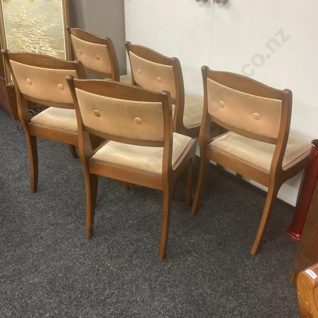 Oval Mahogany Dining Table With 4 Mushroom Colour Draylon Dining Chairs, H75 W134 D91cm Image 1++