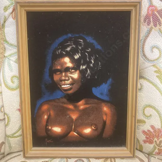 Black Velvet Australian Aboriginal Painting - Circa 1960 Signed 'Martinus' 30 x 23cm