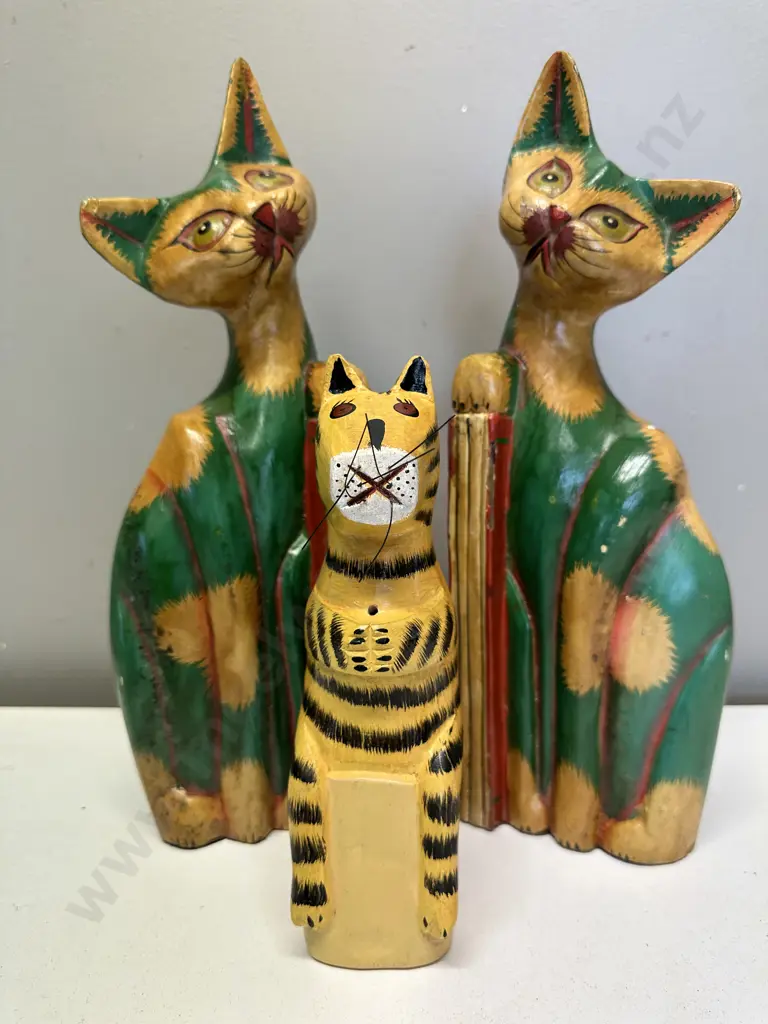 Wooden Cat Figurine x3 H32cm,H20cm. Image 1++