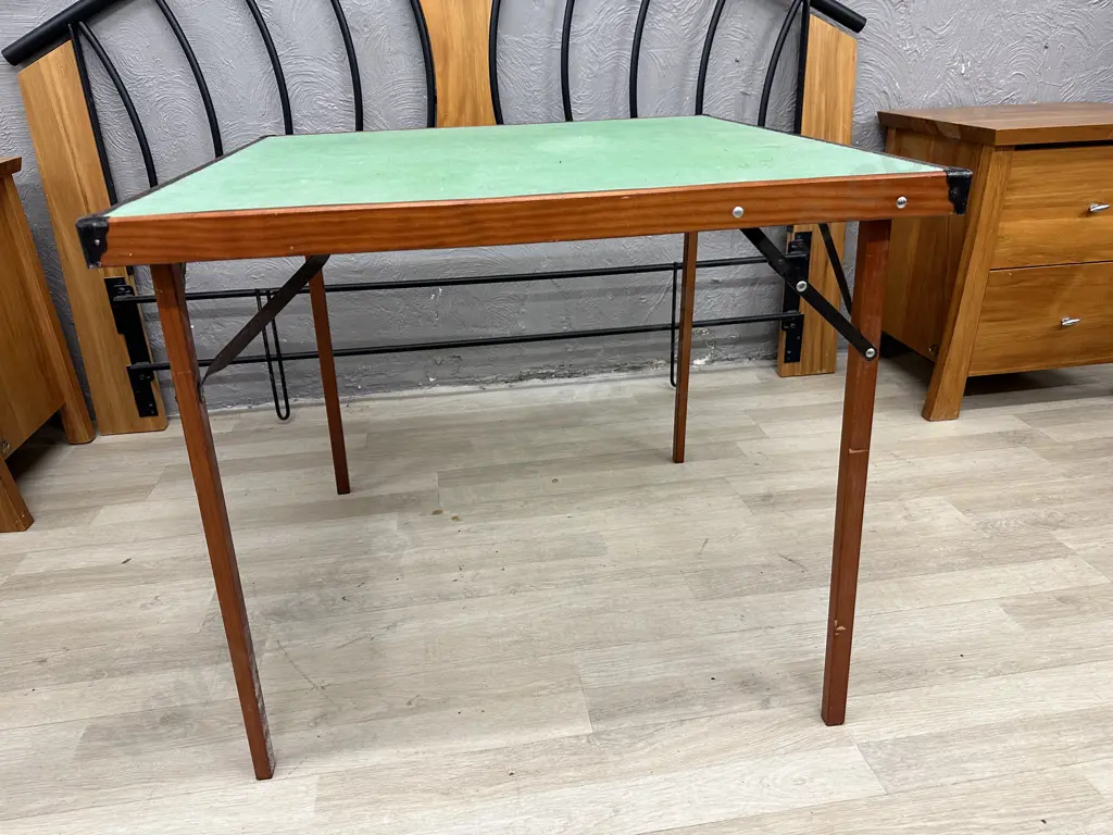 Vintage Rodroc Folding Card Table With Green Felt Top Image 1++