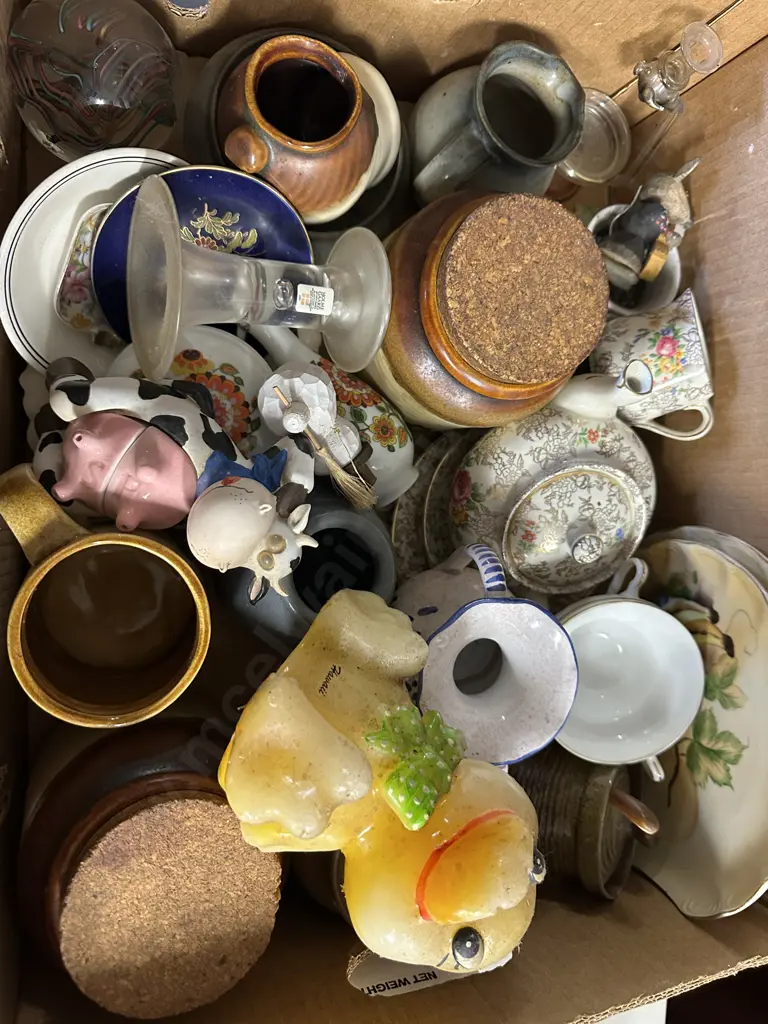 Box Lot Vintage Pottery, Candle, Lord Nelsonware Etc Image 1++