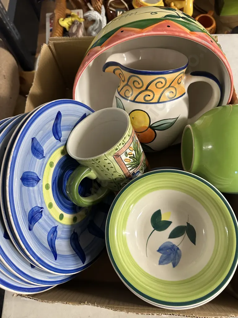 Box lot Crockery, Jug, Bowls, Plates Etc Image 1++