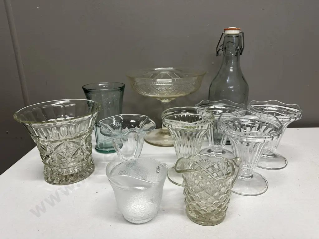 Large Selection Of Vintage Glassware(Unable to Sell so Donated) Image 1++