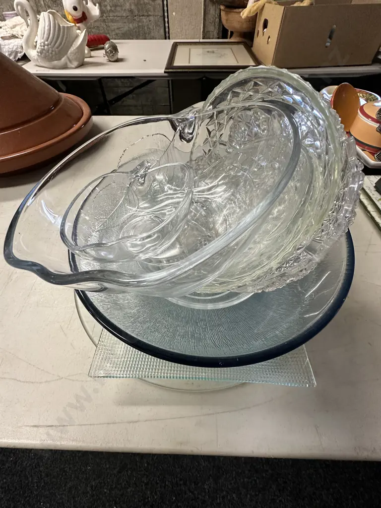 Selection of Glassware Image 1++