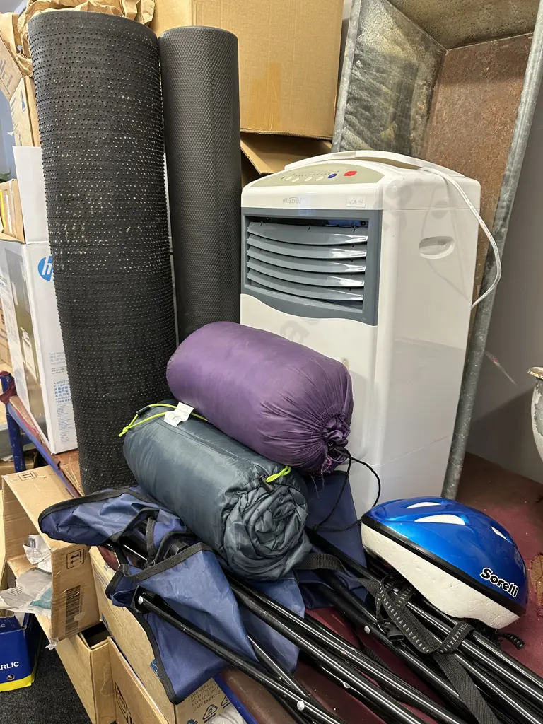 Mistral Portable Air Conditioner Model MECIR With Fold Up Chairs And Sleeping Bags Etc Image 1++