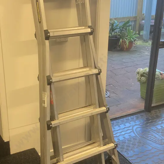 Industrial Multi purpose Ladder 1.7-2.9m, 120Kg
