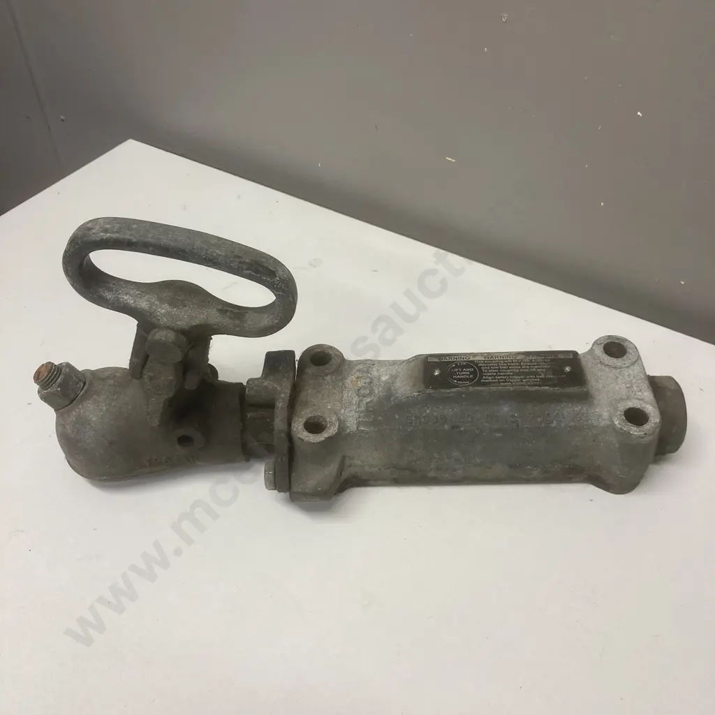 Trojan Trailer Coupling - 1 7/8 & 50mm Lift And Turn Handle, 2500Kg Image 1++